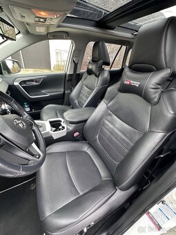 Prodám Toyota Rav 4 Hybrid Exekutiv top 360 JBL pano - 9