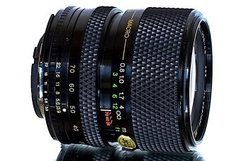 Nikon EM + 28-70mm TOP STAV - 9