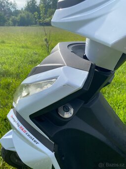 Skútr Maxon Ardour JJ125T-23 - 9