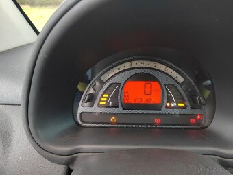 Citroën C2 1.6i 16V VTR automat - 9