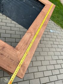 Vyvýšený záhon ze SIBIŘSKÉHO MODŘÍNU - 9