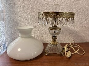 Stolní lampa s ověsky sklo a kov bílé stínidlo - 9