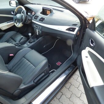 Renault Megane Dynamique Floride N°188 97kW 2015 - 9
