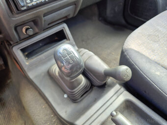 Mitsubishi L200 2.5 TD, 1.MAJITEL, NOVÁ STK, TAŽNÉ - 9