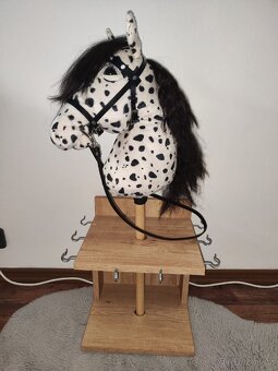 Hobby horse Dalmatine
- 9
