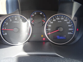 Hyundai i20 1.2i,62kW,1majČR,S.kniha - 9