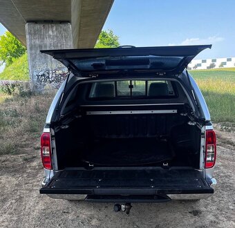 Nissan Navara 2,5DCi King Cab XE 140kw - 9