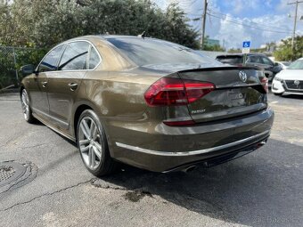 2019 Volkswagen Passat 2.0T SE R-Line FWD 2.0 - 9