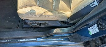 Prodám Volvo V70 2.5T 154 kw 05 - 9