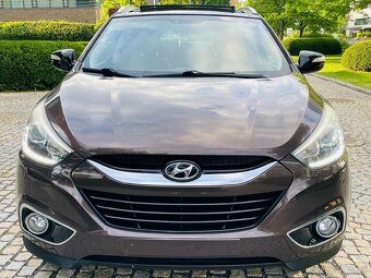 Hyundai ix35 2.0i 122KW MANUÁL KAMERA TAŽNÉ SERVISKA - 9
