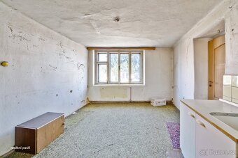 Prodej rodinný dům v Běrunicích - 9