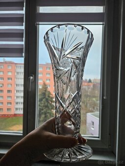 panenka, broušené sklo, mísa, košíky, misky s pokličkama - 9