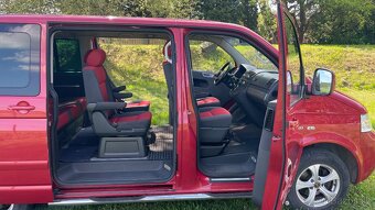 VW Multivan 2.5 TDi, 128 kw, původ ČR - 9