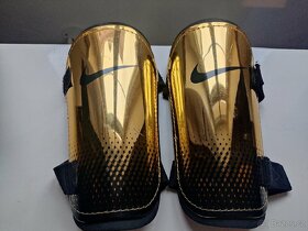 Nike Multiground 2006 Gold White vel. 45.5 - 9