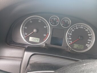 W Passat B5.5 1.9TDI 96kw r.v.2004 faselif - 9