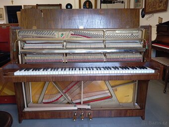 Prodáno/Petrof mod.105-Dovoz po ČR zdarma 24/7 - 9