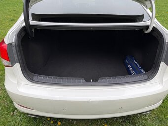 Prodám Hyundai I40 2.0 GDI 130kw sedan r.v.2012 - 9