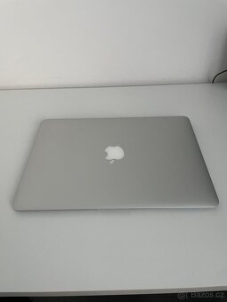 Apple MacBook Air 13” (Mid 2013) - 9