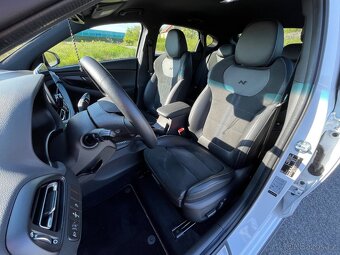 Hyundai i30 N Fastback - 9