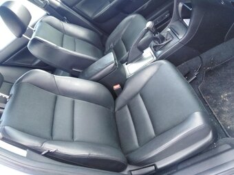HONDA ACCORD 2,2 iCTDi NAFTA 103 KW ZA 59000 KČ - 9