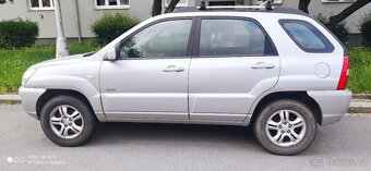 Kia Sportage 2.0 benzin+ lpg - 9