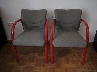 Prodám starší kancelářský nábytek - 9