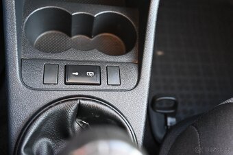 Škoda Fabia 1.4 16V 63KW Cool Edition 9/2009 - 9