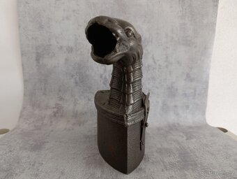 Orig.atypická vzácná žehlička DRAK do sbírky, dekorace - 9