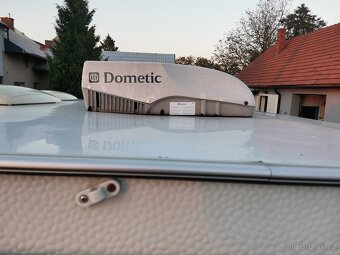 Obytný přívěs, karavan T. E. C. - 9