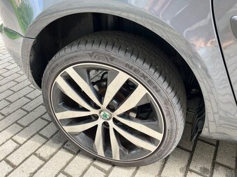 Škoda Roomster 1.6 77 kW naj 186 tis nová STK po servisů - 9
