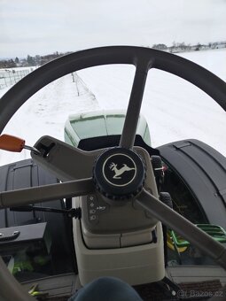John Deere - 9