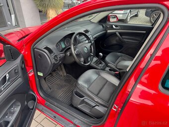 Škoda Octavia 2,0 TDI 103kW 4X4 ELEGANCE COMBI - 9