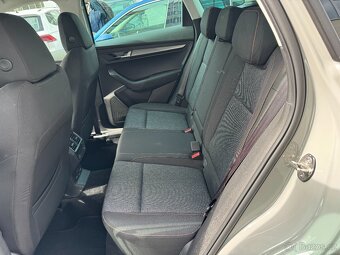 Škoda Karoq 2.0 TDI 110kW Man. Tažné Kamera Navi Keyless LED - 9