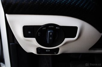 Mercedes-Benz GLA 200 d A/T - 9