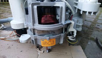 díly z pračky Zanussi ZWP 580 - 9