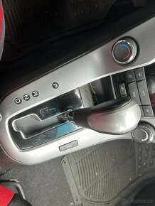 Chevrolet Cruze 2.0 Diesel AUTOMAT motor kouří - 9