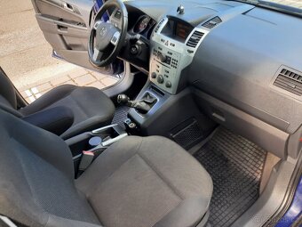 Opel Zafira B 1.6i 85kW, 2010, 176000km, 7 míst - 9
