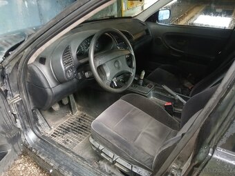 Bmw e 36 318i - 9
