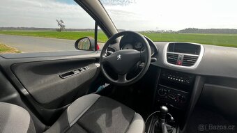 Peugeot 207 - 9