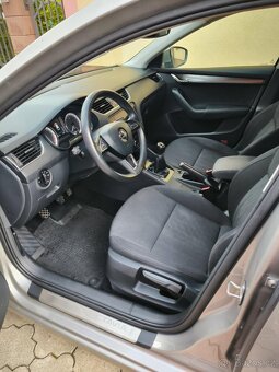 Škoda Octavia III 1.6 85kw Combi Facelift - 9