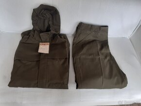 Prodám khaki bundu vel. 56B a kalhoty pas 84cm - 9