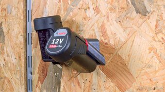 Držiaky batérií BOSCH 12V na stenu - 9