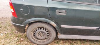 Prodám Opel Astra G  Obsah 14.16.V ,66 KW . Benzín - 9