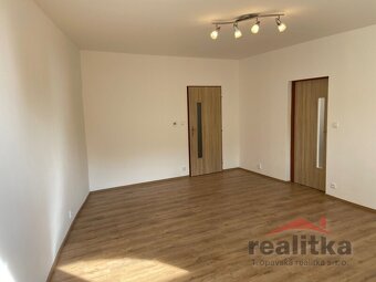 Pronájem bytu 2+1, 59 m2, Opava, ul. Nákladní - 9