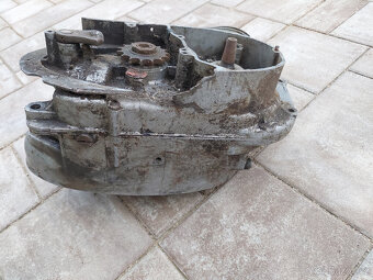 Jawa 175 - motor - 9