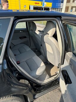Volvo v50 - 9
