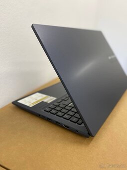 Notebook ASUS VivoBook 15 - i5/16GB/512GB/WIN 11 - 9