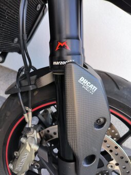 Ducati Hypermotard 821 SP - 9