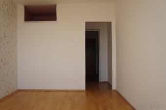 Prodej bytu 3+1 se zaklenou lodžií v Litvínově - 9