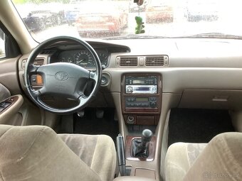 Toyota Camry - 9